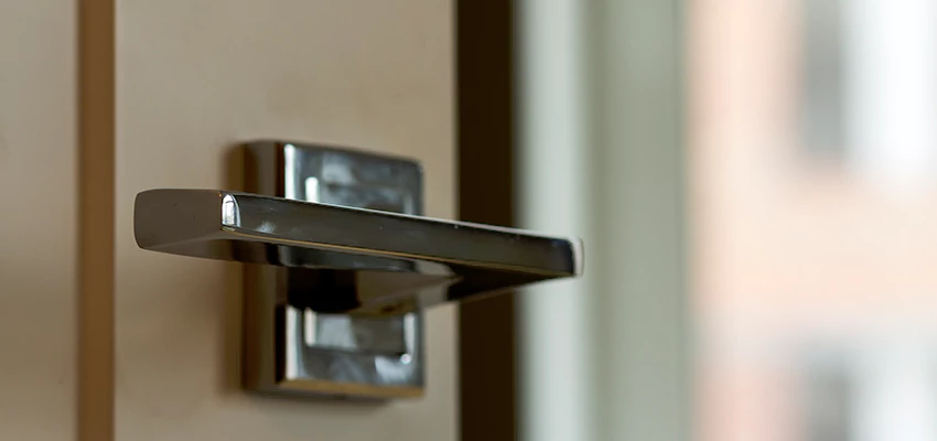 Door Lever Knob Repair in Nuevo, California