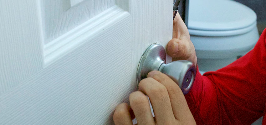 Vintage Door Knob Replacement in Nuevo, CA